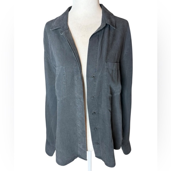 Anthropologie Cloth & Stone Gray Relaxed Button Down Shirt size Medium - Picture 6 of 9